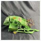 John Deere No. 12a Combine