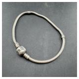 Pandora Sterling Silver Bracelet ï¿½ 13.7 Grams ï¿½ Ap