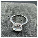 3 Ct. Sterling Silver Ring ï¿½ 2.9 Grams ï¿½ Approx. 0