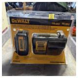 DeWalt 20V MAX Battery & Charger Kit