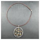 925 Amber Cutout Round Pendant Necklace - 18.2g