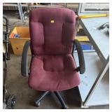 Cushioned Swivel Office Chair