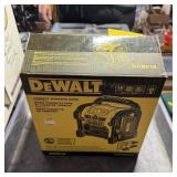 DeWalt DCR018 Compact Worksite Radio
