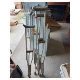 Adjustable Aluminum Crutches