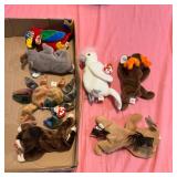 8 Ty Beanie Babies Assorted Animals