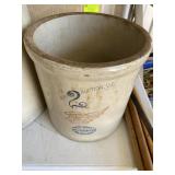 Redwing 2 gallon crock with chip