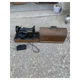 Singer Sewing Machine