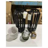 Lanterns, Plant Pots, & Wall Hooks