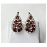 Sterling silver pyrope garnet (3.72 cts) & cubic