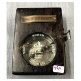 Vintage style compase with box, Boussole de style