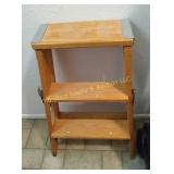 Small Step Ladder