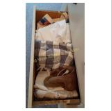 (2) Drawers of Linens