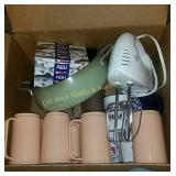 Box of Kitchen Items (BS)