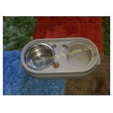 Pet Feeder (U)