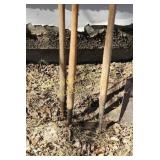 Hoe & Rakes (WG)