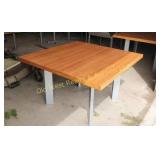 Table - 48" x 48"