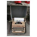 Vintage Royal Typewriter & Case