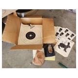 Box of Targets & Gun Rests (S)