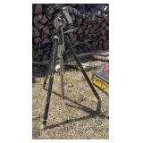 Tripod (S)