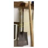 Shovel