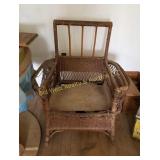 Antique Chair (M)