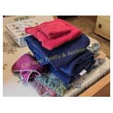 Towels, Blanket & Bed Skirt (B)