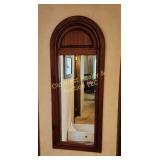 Mirror (H)
