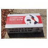 Cordless Mini Saw (G)