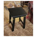 Plant Stand (LR)