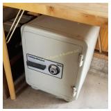Sentry Safe (G)