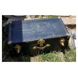 Antique Trunk (G)