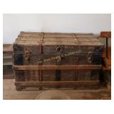 Antique Trunk (M)