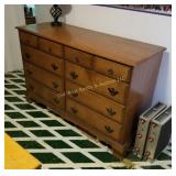 Dresser (BS)