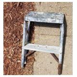 Stepstool (G)