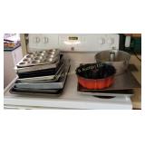 Baking Pans & Sheets (K)