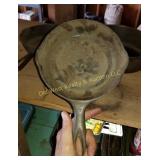 Wagner Cast Iron Skillet (G)