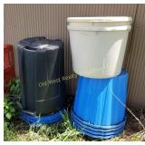 Tubs & Trashcan (O)
