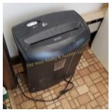 Paper Shredder (P)