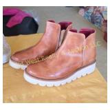 Bed Stu Boots - Size 10 - Like New