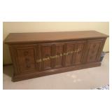 Dresser - 80' X 32'