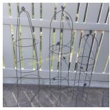 (3) Flower Trellis