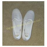 Ked's - Size 9.5