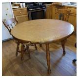 Table, (5) Chairs & 2 Leaves