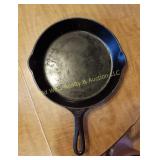 Griswold #8 Cast Iron Skillet