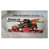 Snap-On Model A Wrecker Bank - 1:25 Scale