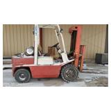 Nissan 5000lb Forklift