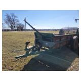 New Idea No 19 Manure Spreader