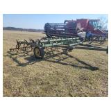 John Deere 1010 Field Cultivator
