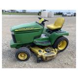 John Deere 335 Lawn Tractor