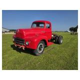 1951 International L190 Semi Tractor